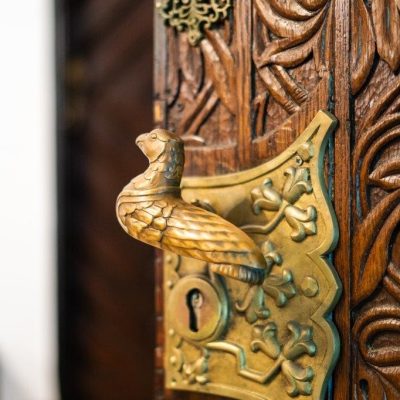 Promovarea Produselor la EkoGroup Vila: Evenimente Corporate în Decoruri Neoromânești