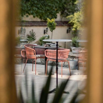 Promovarea Produselor la EkoGroup Vila: Decoruri Luxuriante pentru Recepții și Gale