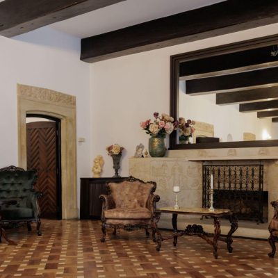 Petreceri Corporate la EkoGroup Vila: Atmosferă Unică pentru Sărbători Memorable