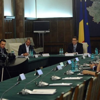 Victor Ponta propune subvenții mai mari pentru fermierii din agricultura ecologică